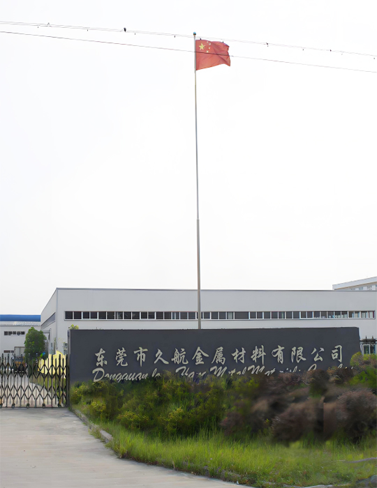 潔臣士科邁柯洗地機(jī)，走進(jìn)車(chē)間，領(lǐng)略工業(yè)場(chǎng)景清潔利器